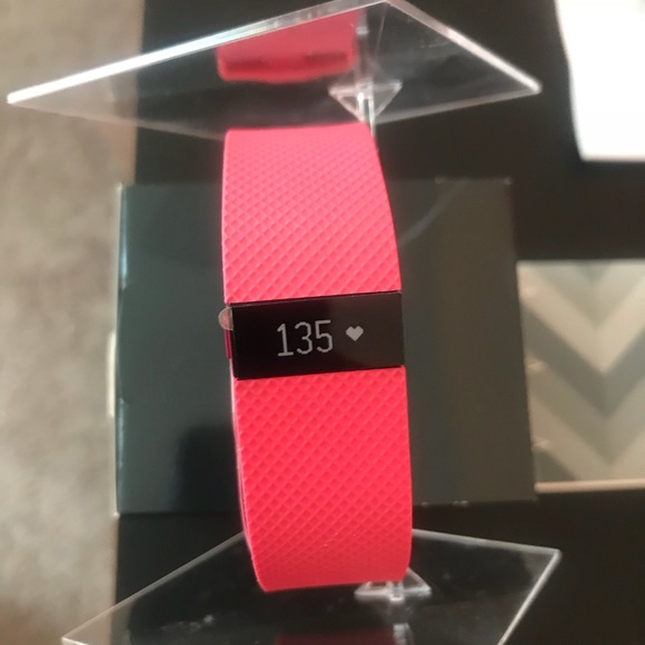 Fitbit Charge HR *Brandnew* - Picture 2 of 5